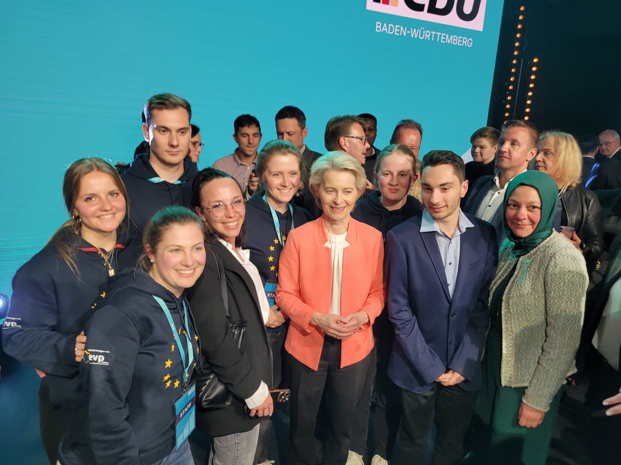 Die wiedergewhlte Kommissionsprsidentin und Maurice Neumaier (CDU Muggensturm)