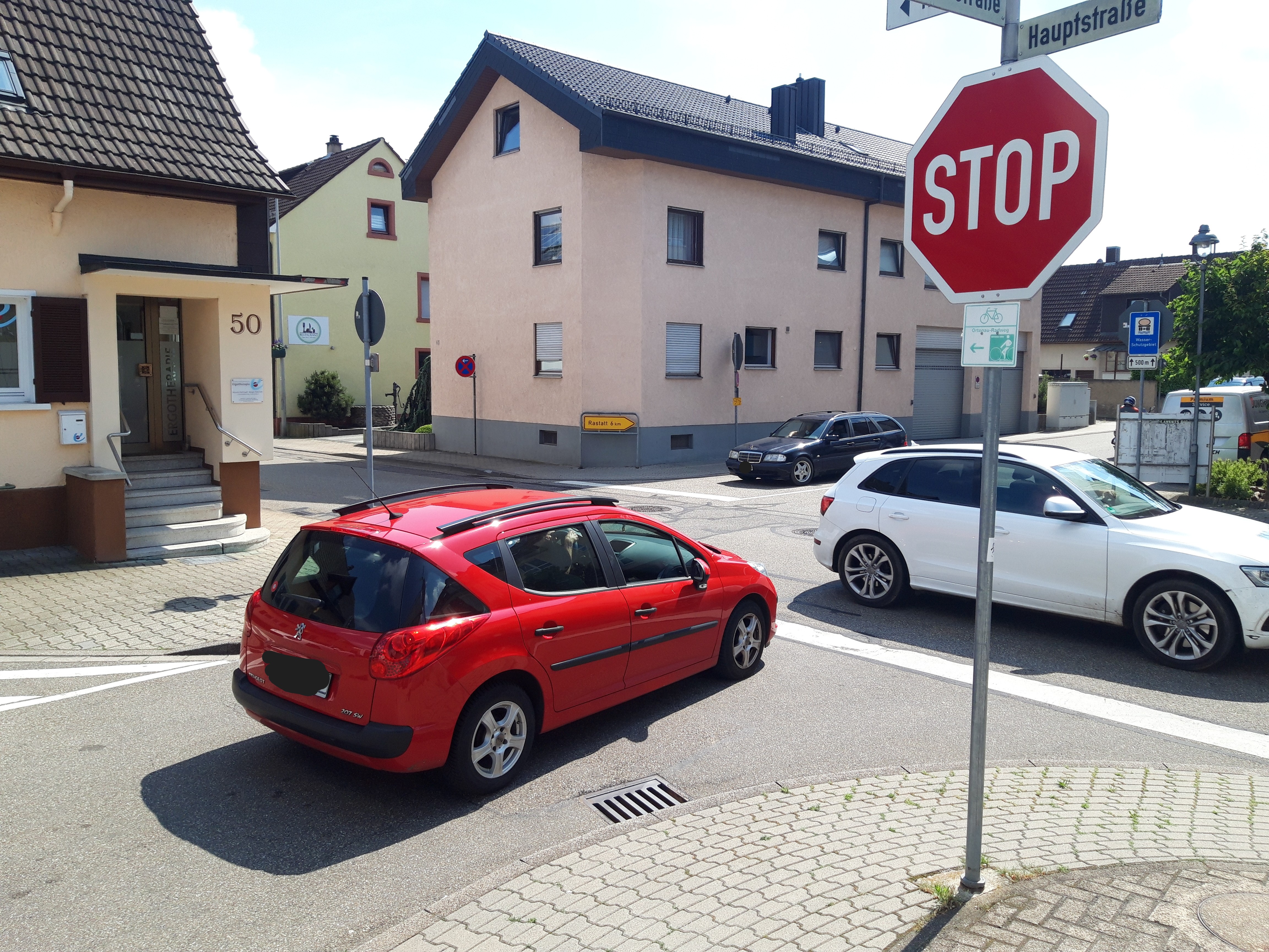 Das w�rde der neuralgische Punkt mitten im Ort: B3- und A5-Ausweichverkehr trifft sich hier!